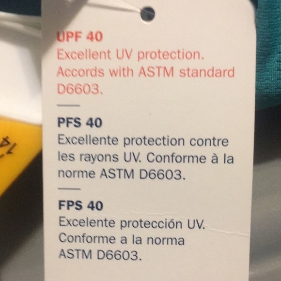 Old Navy Boy Size Large (10/12) Swim Top - Picture 6 of 14